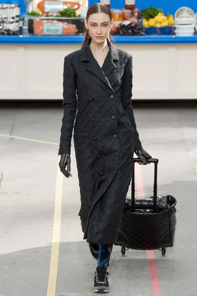 Look 44